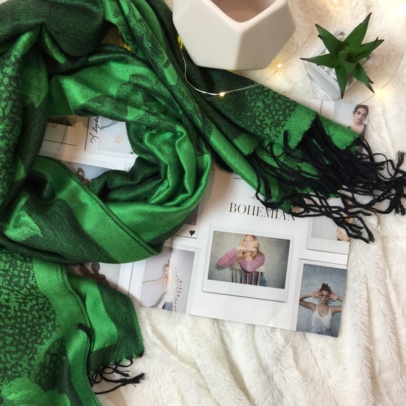 🆕 Boho chic wrap reversible light or dark green - Picture 2 of 8